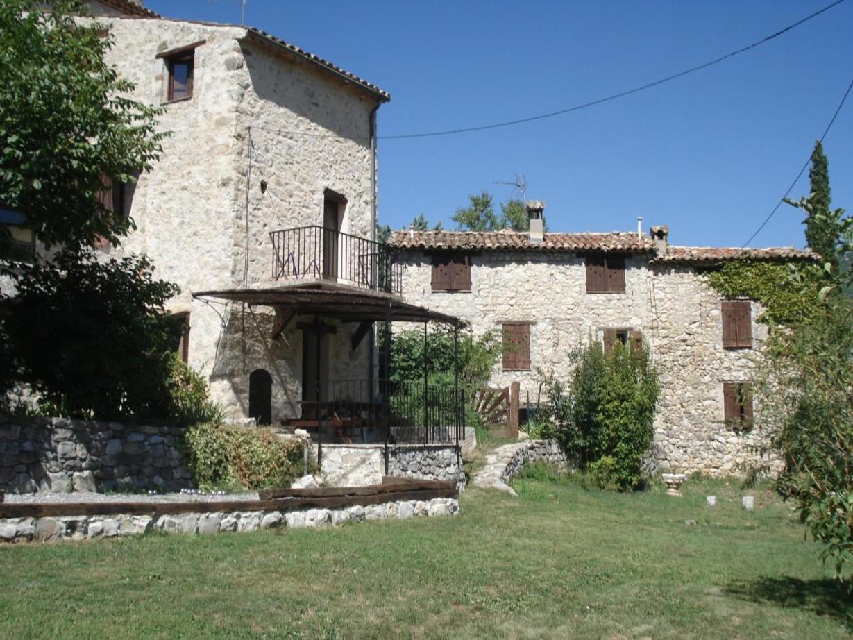 Chambres D'Hotes - La Maison De Julie Entrevaux Exterior foto